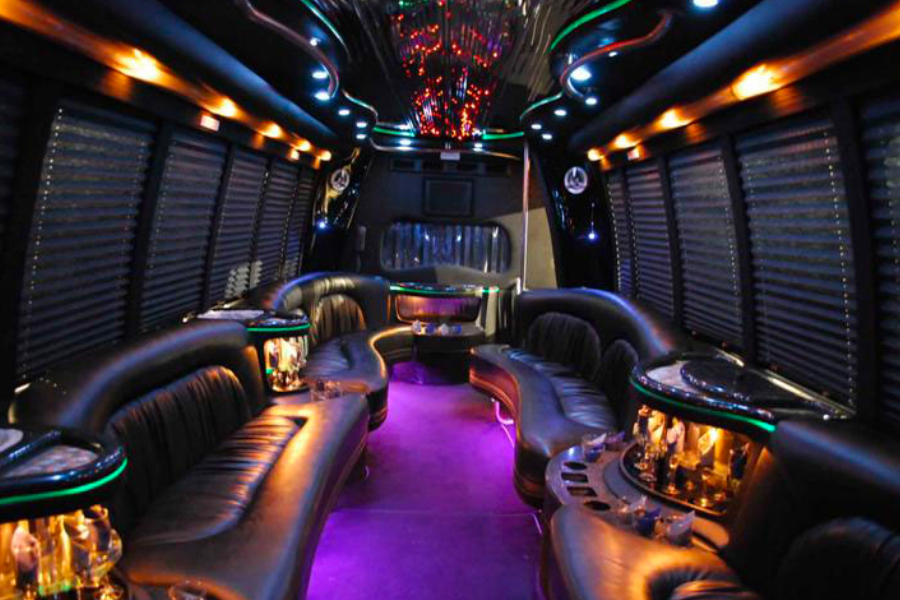 Avoid These Mistakes When Booking Mississauga Party Bus