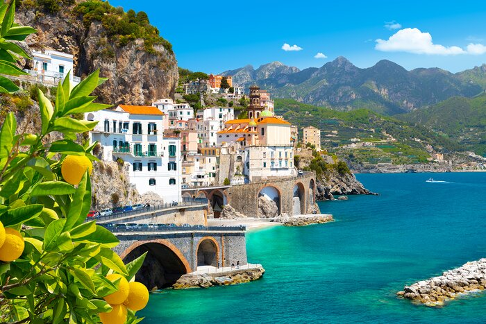 Seasonal Beauty: Photographing Lake Como Throughout the Year