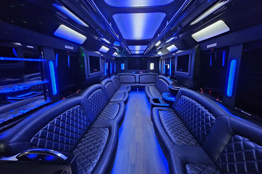 Wedding Limousine Toronto Complete Guide for Brides Grooms and Guests